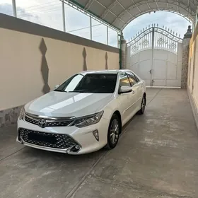 Toyota Camry 2017