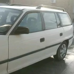 Opel Astra 1993