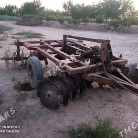 MTZ 80 2005