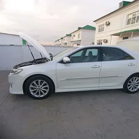 Toyota Camry 2014