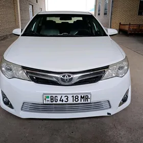 Toyota Camry 2012