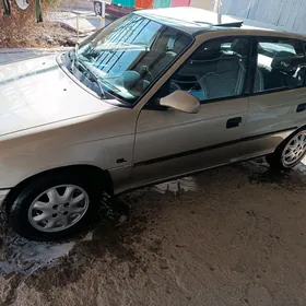 Opel Astra 1996