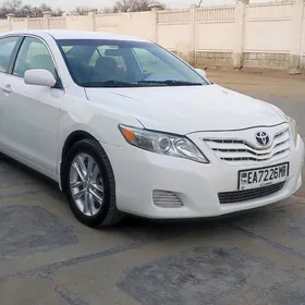 Toyota Camry 2010