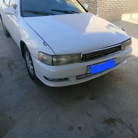 Toyota Cresta 1993