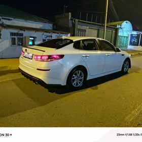 Kia Optima 2019