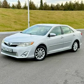 Toyota Camry 2013