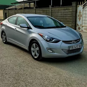 Hyundai Elantra 2012