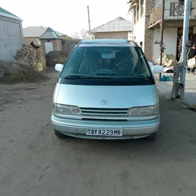 Toyota Previa 1993