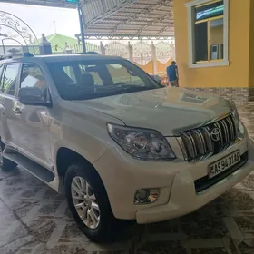 Toyota Land Cruiser Prado 2010