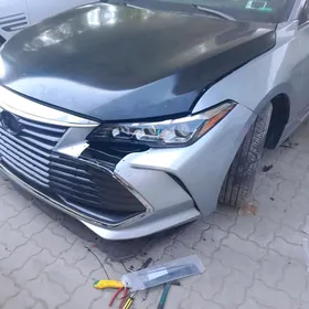 Toyota Avalon 2021