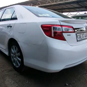 Toyota Camry 2013