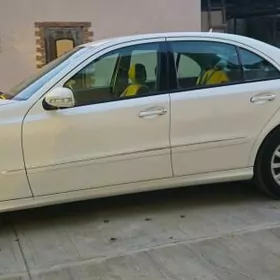 Mercedes-Benz E350 2006