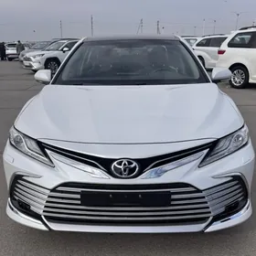 Toyota Camry 2023