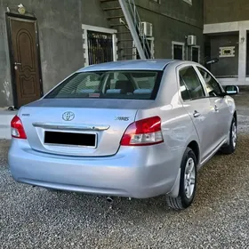 Toyota Yaris 2008