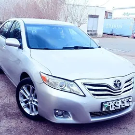 Toyota Camry 2010