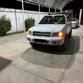 Nissan Pathfinder 2002