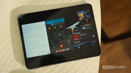Android 16 planşetlerde şol bir wagtda üç programmany açmak mümkin bolar