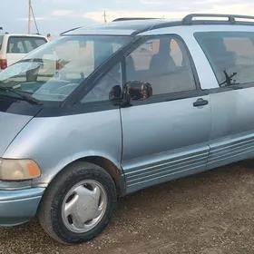 Toyota Previa 1991