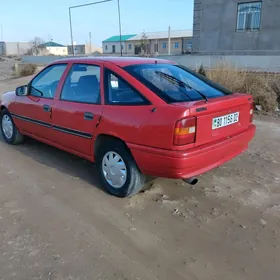 Opel Vectra 1991