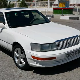 Lexus LS 1990