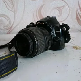 Nikon D3000