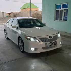 Toyota Camry 2011