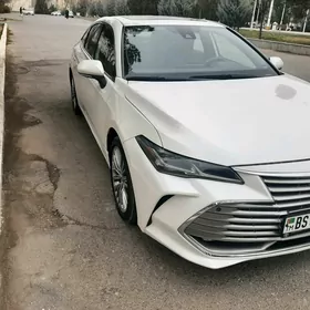 Toyota Avalon 2022