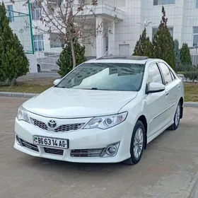 Toyota Camry 2012