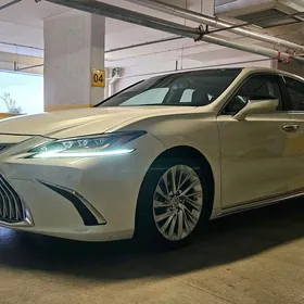 Lexus ES 350 2019