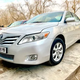 Toyota Camry 2010