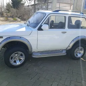 Lada Niva 1986