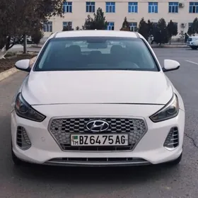 Hyundai Elantra 2018