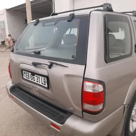 Nissan Pathfinder 2002