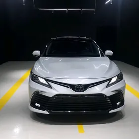 Toyota Camry 2022