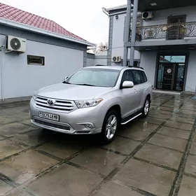 Toyota Highlander 2011