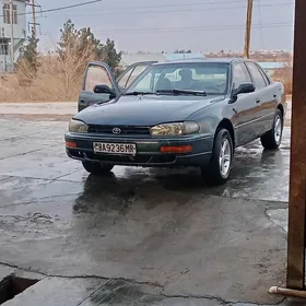 Toyota Camry 1993