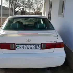 Toyota Camry 2000