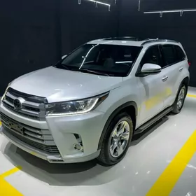 Toyota Highlander 2017