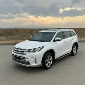 Toyota Highlander 2017