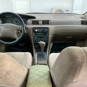 Toyota Camry 1997