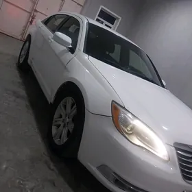 Chrysler 200 2013