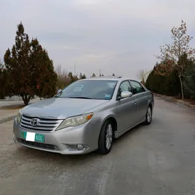 Toyota Avalon 2011