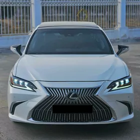 Lexus ES 350 2019