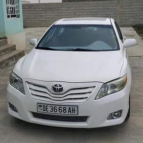 Toyota Camry 2010