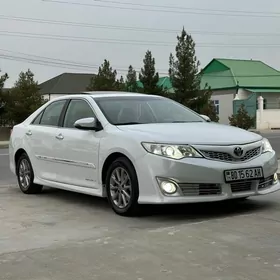 Toyota Camry 2012