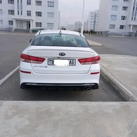 Kia Optima 2020