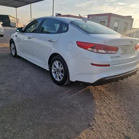 Kia Optima 2019