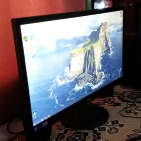 Monitor AOC 22"