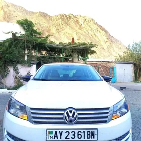 Volkswagen Passat 2012