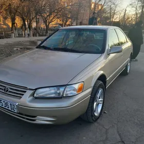 Toyota Camry 1998